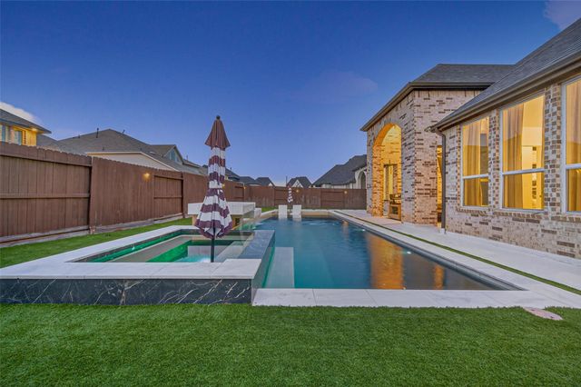 9011 Delta Place Court, Missouri City, TX 77459