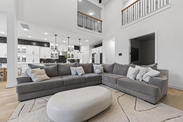 9011 Delta Place Court, Missouri City, TX 77459