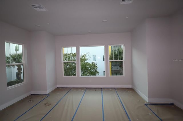 482 31ST WAY N, St Petersburg, FL 33713