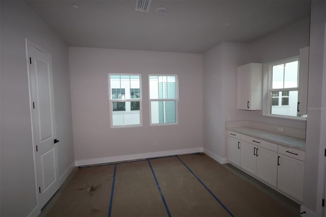 482 31ST WAY N, St Petersburg, FL 33713