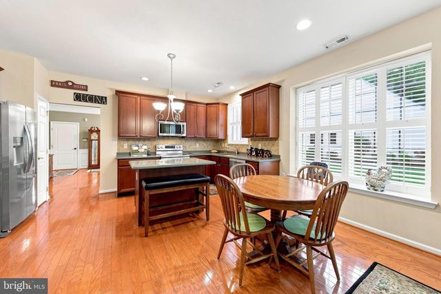 166 GLENGARRY LN, Hainesport, NJ 08036