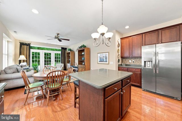 166 GLENGARRY LN, Hainesport, NJ 08036