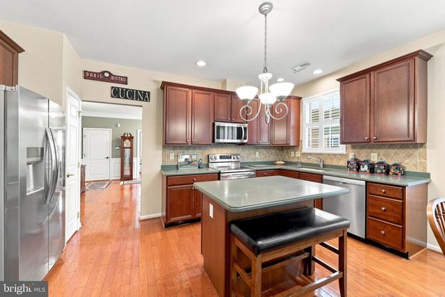 166 GLENGARRY LN, Hainesport, NJ 08036