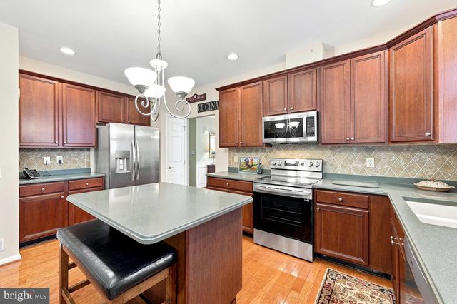166 GLENGARRY LN, Hainesport, NJ 08036