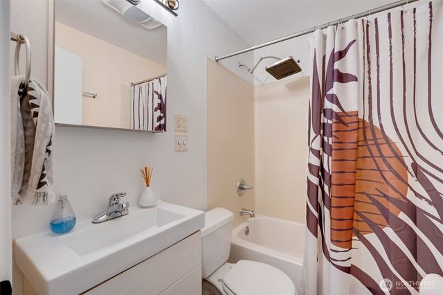 26532 NE Cherry Street, Duvall, WA 98019