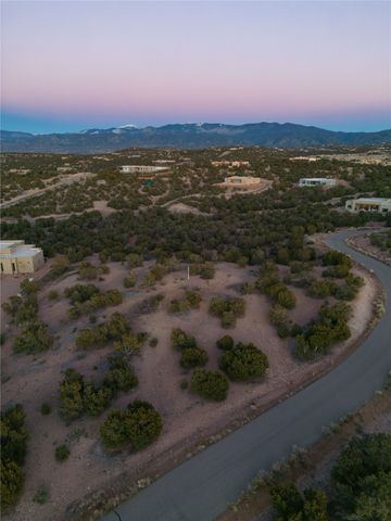 34 Sundance Ridge Circle, Santa Fe, NM 87506