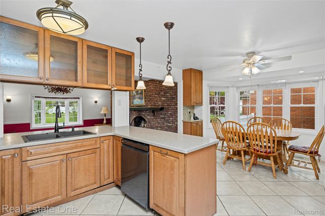 33438 Wexford Street, Westland, MI 48185