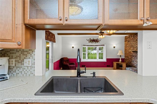 33438 Wexford Street, Westland, MI 48185