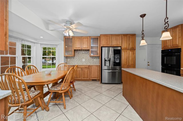33438 Wexford Street, Westland, MI 48185