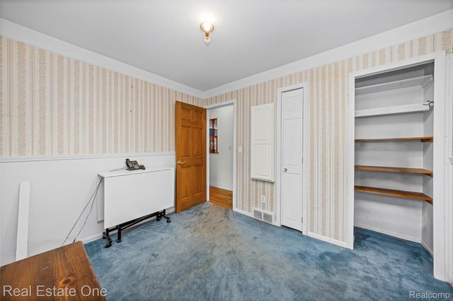 33438 Wexford Street, Westland, MI 48185