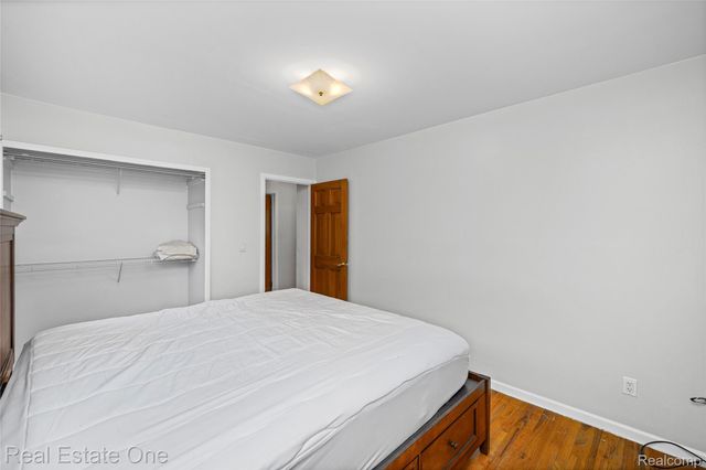 33438 Wexford Street, Westland, MI 48185