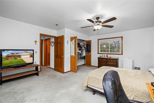 33438 Wexford Street, Westland, MI 48185
