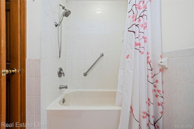 33438 Wexford Street, Westland, MI 48185
