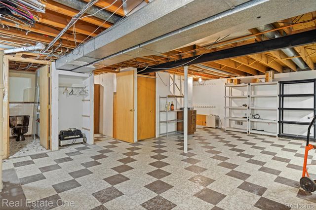 33438 Wexford Street, Westland, MI 48185
