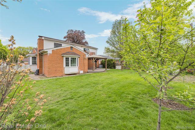 33438 Wexford Street, Westland, MI 48185
