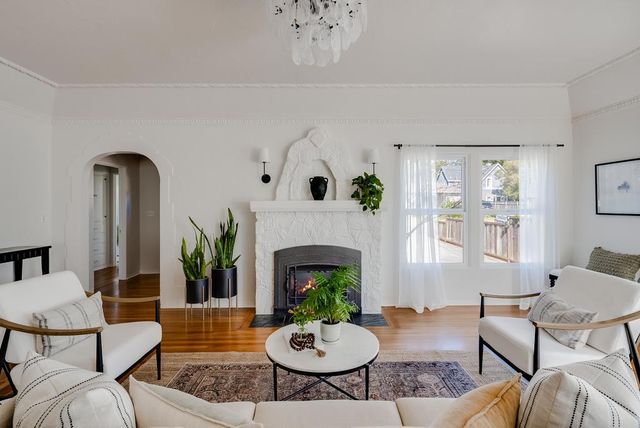 214 Fairmount Avenue, Santa Cruz, CA 95062