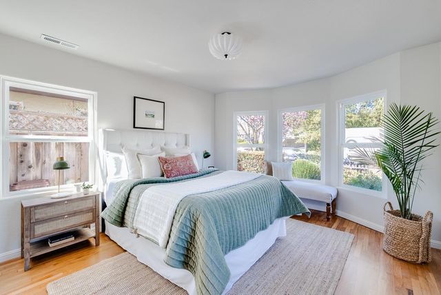 214 Fairmount Avenue, Santa Cruz, CA 95062
