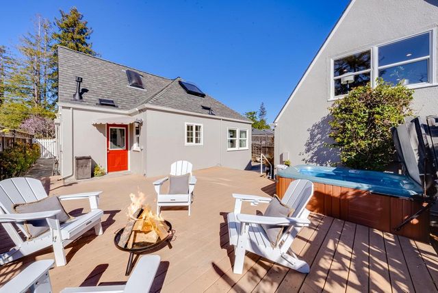 214 Fairmount Avenue, Santa Cruz, CA 95062