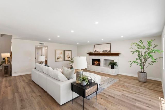 3975 Catamarca Drive, San Diego, CA 92124