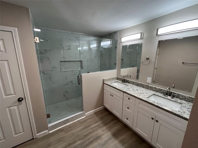 1831 Moonbeam Lane, Carrollton, TX 75006