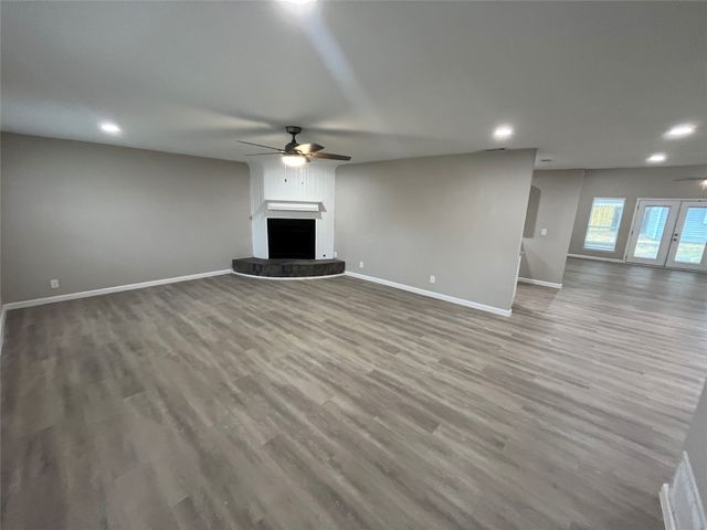 1831 Moonbeam Lane, Carrollton, TX 75006