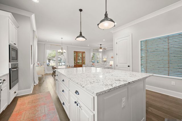 4442 Arrowhead St, Baton Rouge, LA 70808