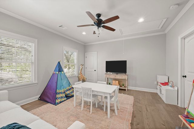 4442 Arrowhead St, Baton Rouge, LA 70808