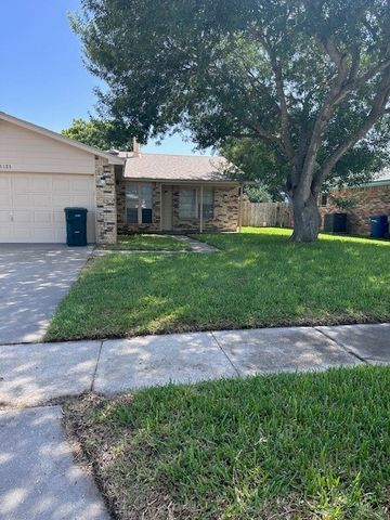 1125 Selkirk Dr, Corpus Christi, TX 78418