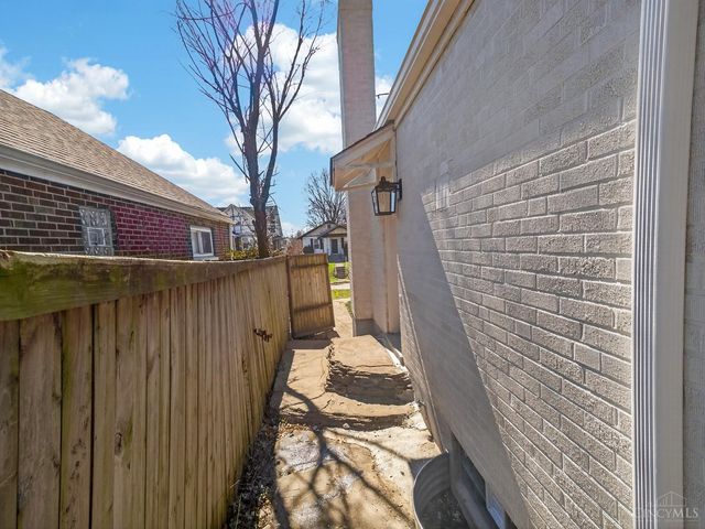 4056 Palos Street, Cincinnati, OH 45205