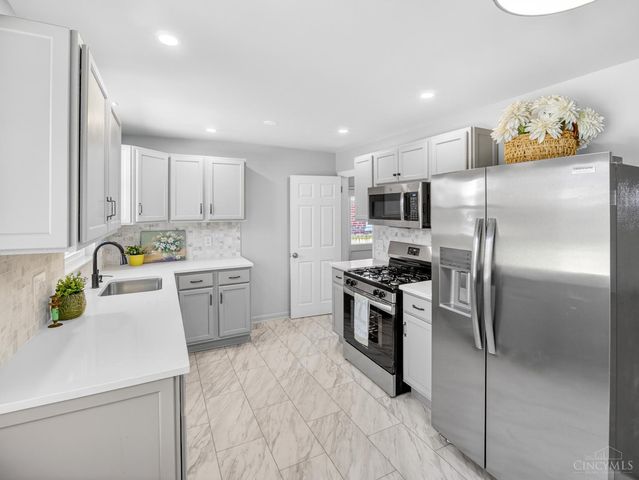 4056 Palos Street, Cincinnati, OH 45205