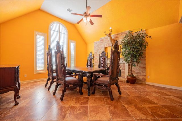 2622 Muegge Road, Rosenberg, TX 77471