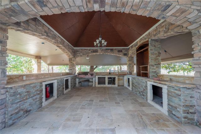 2622 Muegge Road, Rosenberg, TX 77471