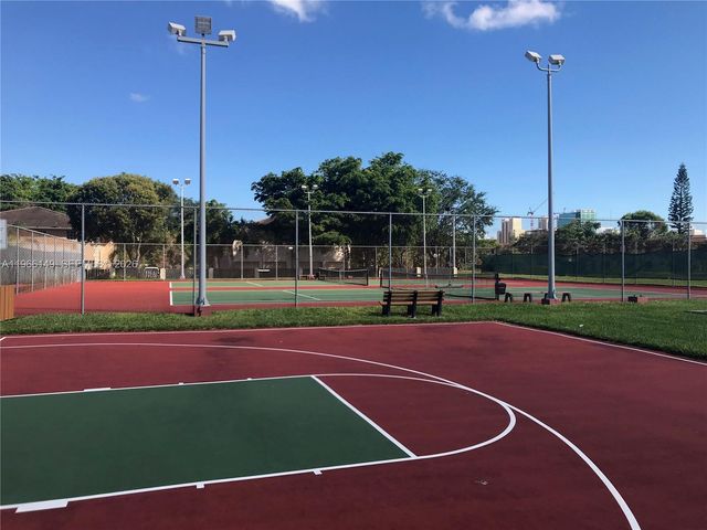 7720 Camino Real E-307, Miami, FL 33143