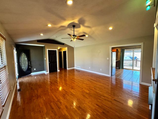 98 Enchanted Court, Somerset, KY 42503