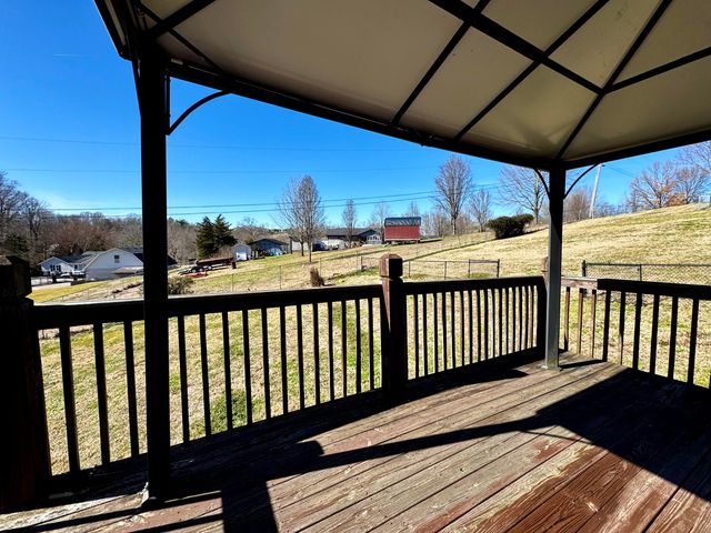 98 Enchanted Court, Somerset, KY 42503