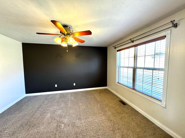 98 Enchanted Court, Somerset, KY 42503