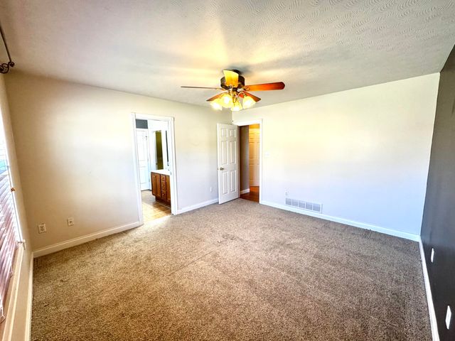 98 Enchanted Court, Somerset, KY 42503