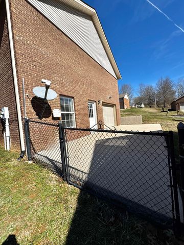 98 Enchanted Court, Somerset, KY 42503