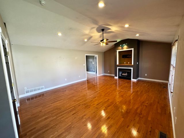 98 Enchanted Court, Somerset, KY 42503