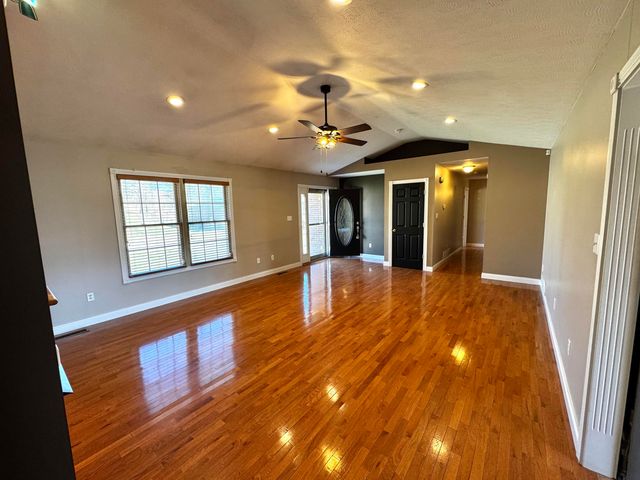 98 Enchanted Court, Somerset, KY 42503