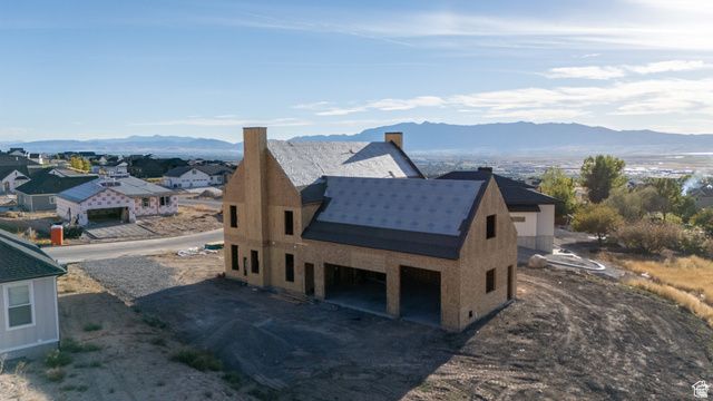 1109 E 245 N, Hyde Park, UT 84318