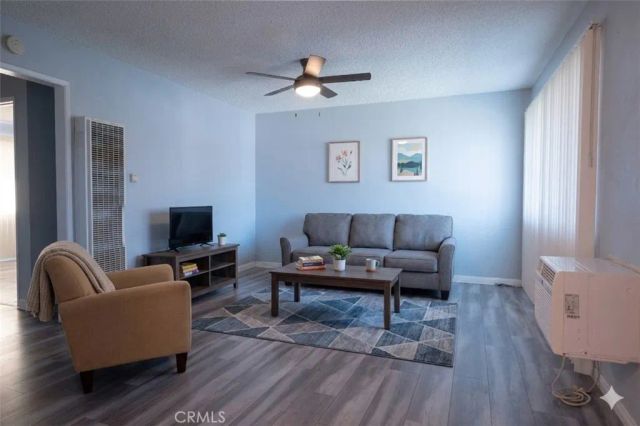 4700 Clair Del, Long Beach, CA 90807