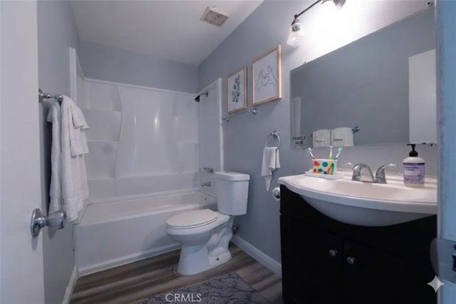 4700 Clair Del, Long Beach, CA 90807