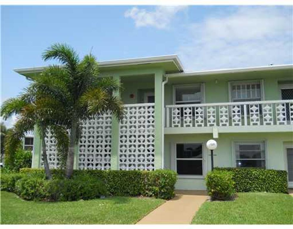 1720 NW 19th Terrace 102, Delray Beach, FL 33445