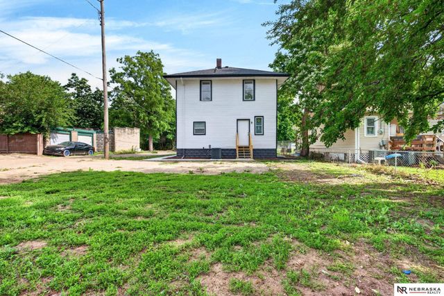 1481 Emmet Street, Omaha, NE 68110