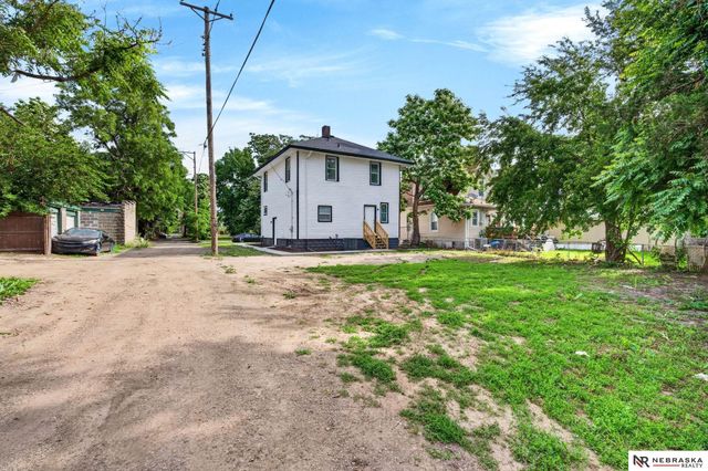 1481 Emmet Street, Omaha, NE 68110