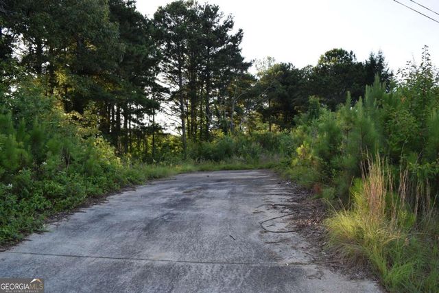 1988 NE Old Peachtree Road NE, Lawrenceville, GA 30043