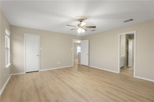299 Brandons WAY, Buda, TX 78610