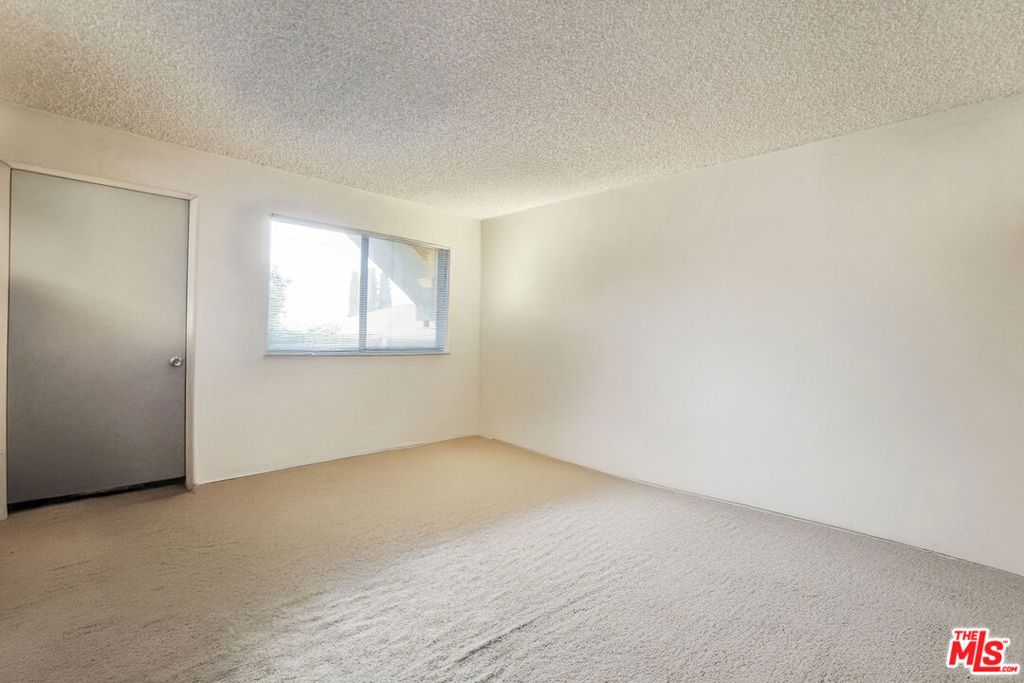 Image 31 of property listing at 2710 New Jersey Street, Los Angeles, CA 90033