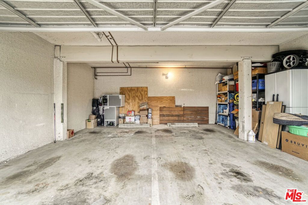 Image 32 of property listing at 2710 New Jersey Street, Los Angeles, CA 90033